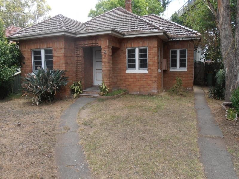 WILGA ST, Fairfield NSW 2165