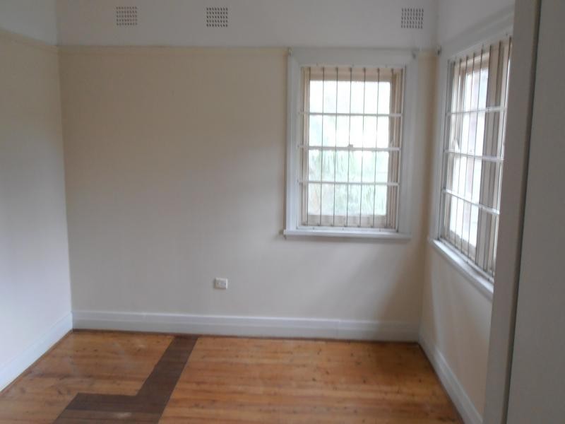 WILGA ST, Fairfield NSW 2165