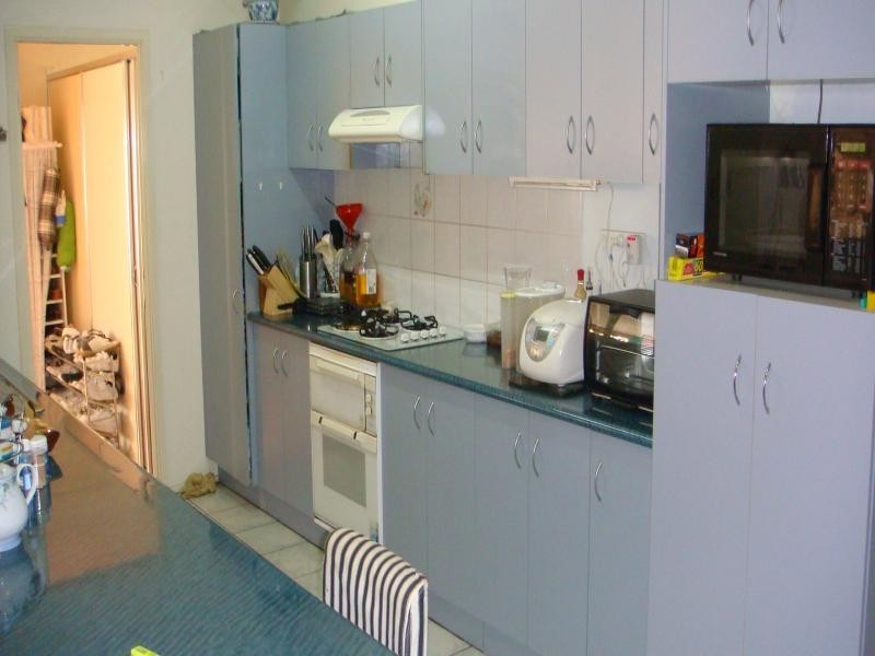 2 NIMBIN AV, Hoxton Park NSW 2171