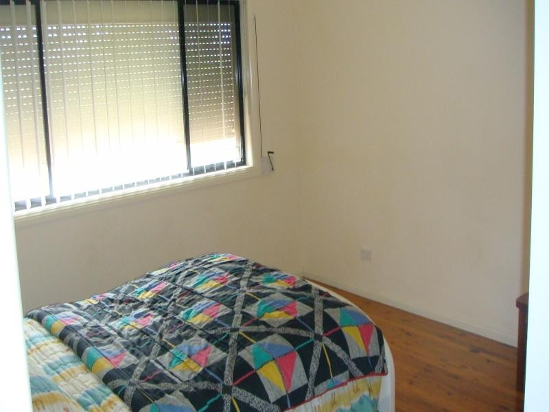 Stanbrook St, Fairfield Heights NSW 2165