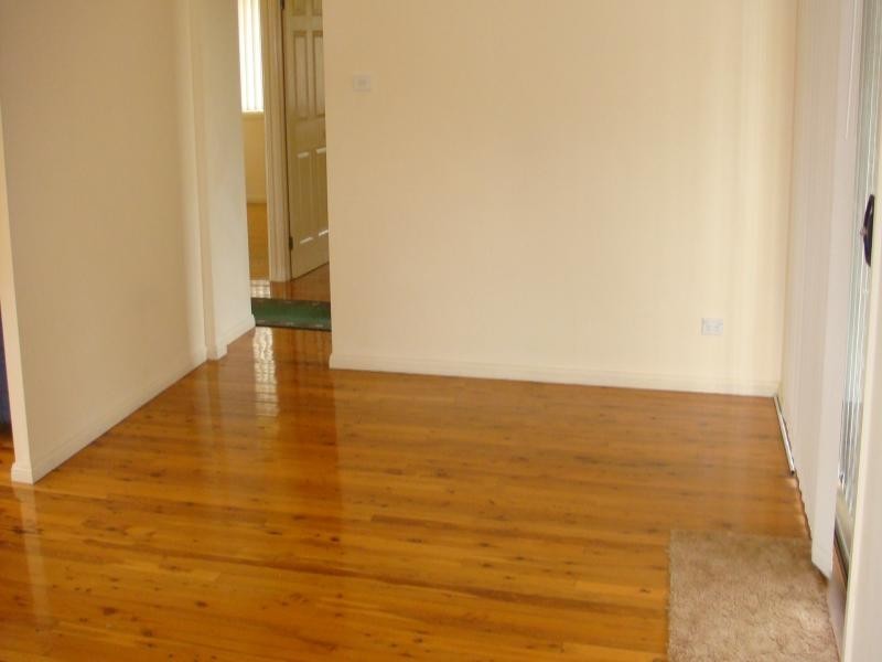 Stanbrook St, Fairfield Heights NSW 2165