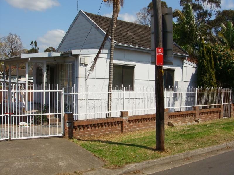 98 Albert Street, Guildford West NSW 2161