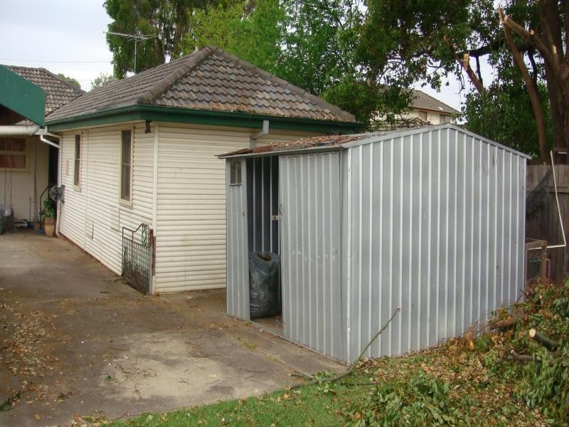 smithfield rd, Fairfield West NSW 2165