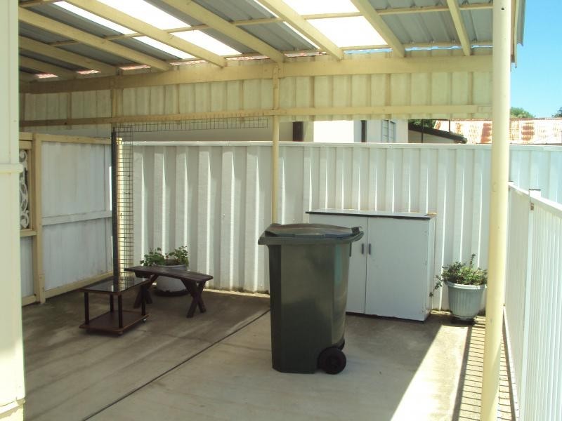 AVISFORD STREET, Fairfield NSW 2165