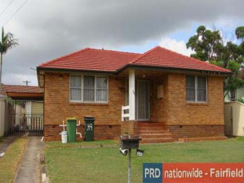 PETERLEE RD, Canley Heights NSW 2166