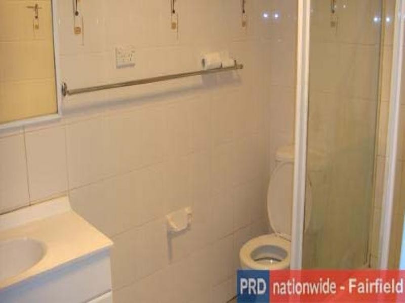 PETERLEE RD, Canley Heights NSW 2166