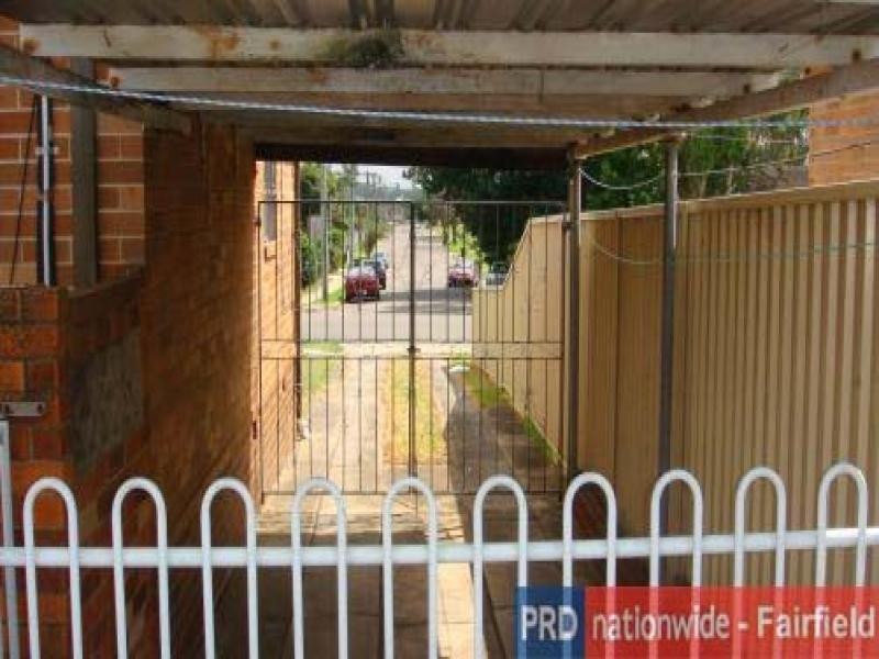 PETERLEE RD, Canley Heights NSW 2166