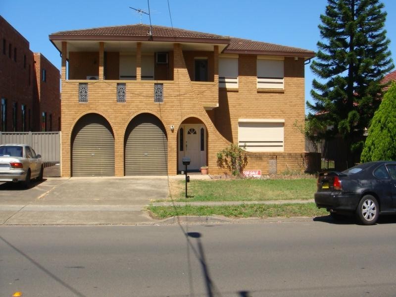 10 EDENSOR RD, Cabramatta West NSW 2166