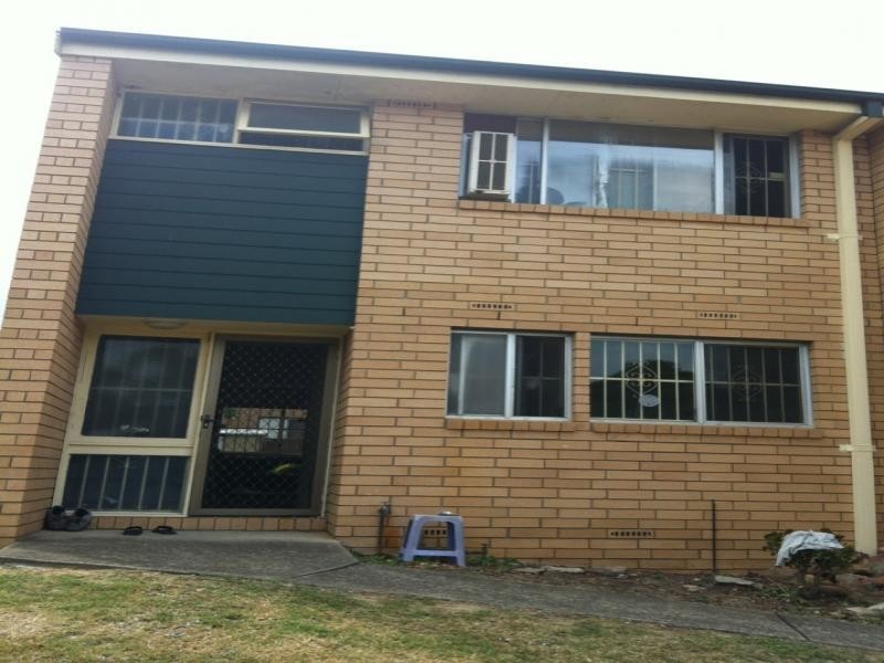 8/34a Saywell Road, Macquarie Fields NSW 2564