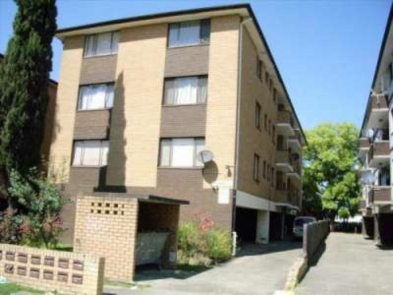 4/77 HARRIS STREET, Fairfield NSW 2165