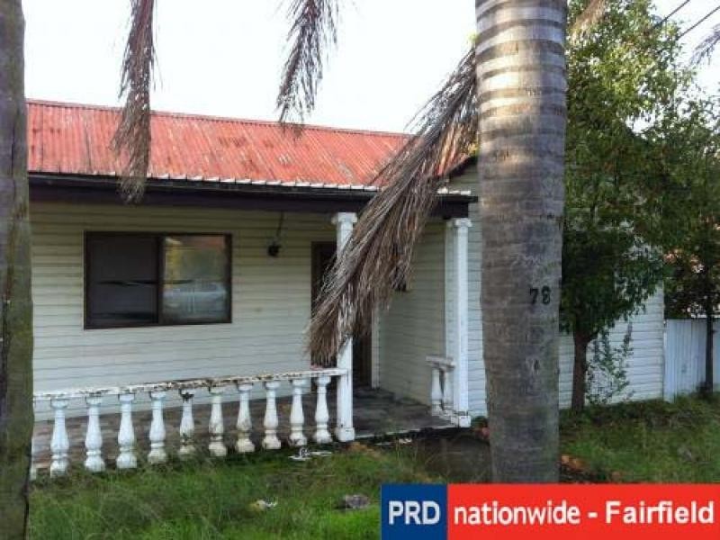 Eton Street, Smithfield NSW 2164