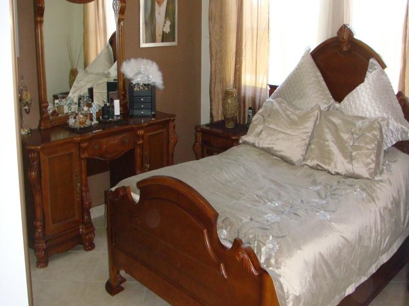 Fairfield West NSW 2165