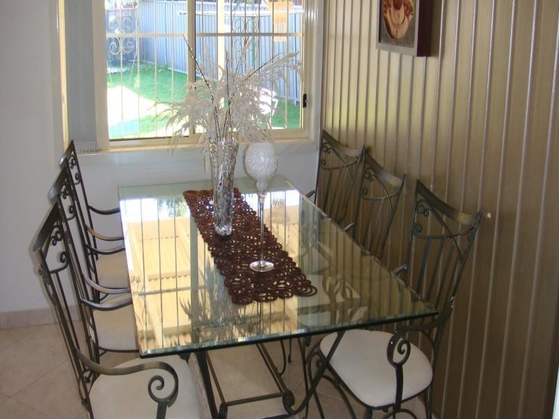 Fairfield West NSW 2165