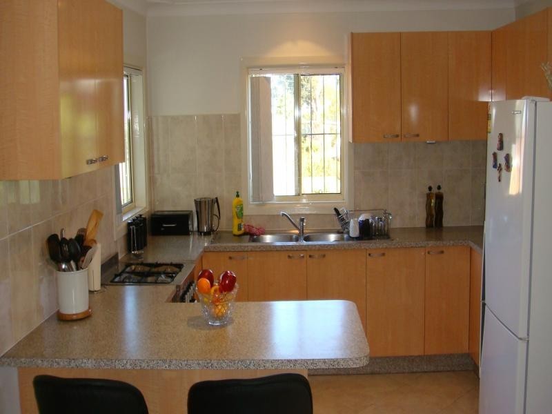 Fairfield West NSW 2165