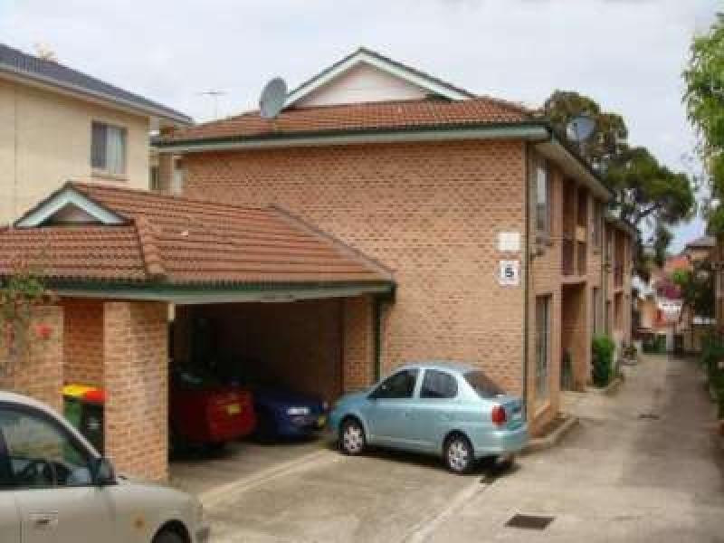 Nelson Street, Fairfield NSW 2165