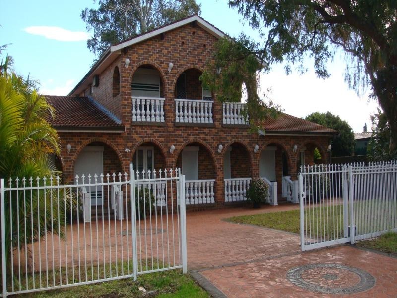 7 SULLIVAN STREET, Fairfield West NSW 2165