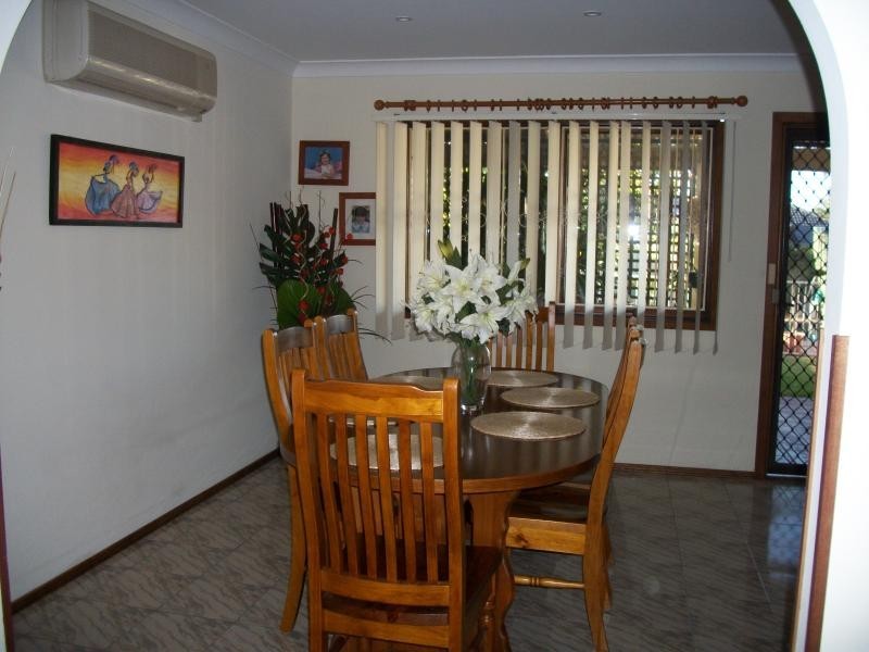 kihilla, Fairfield Heights NSW 2165