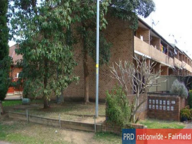 FAIRLIGHT AV, Fairfield NSW 2165