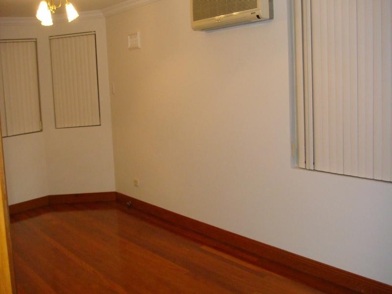 20 BLENHEIM ST, Croydon Park NSW 2133