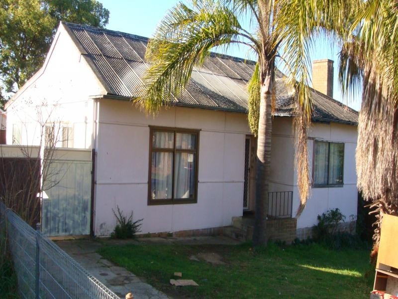 GRANVILLE ST, Fairfield NSW 2165