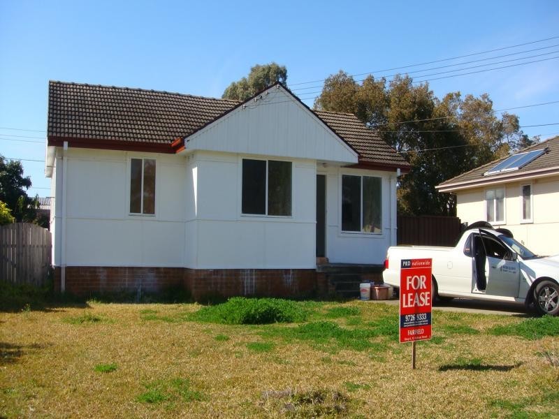 12 QUIRIOS STREET, Fairfield West NSW 2165