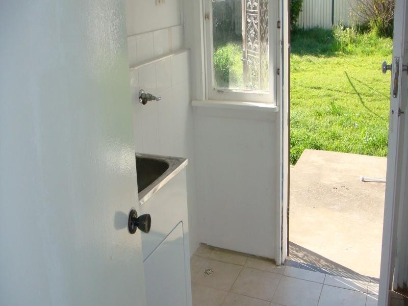 12 QUIRIOS STREET, Fairfield West NSW 2165