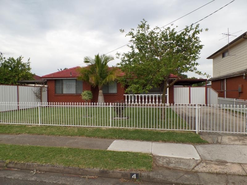 GREGORY ST, Fairfield West NSW 2165