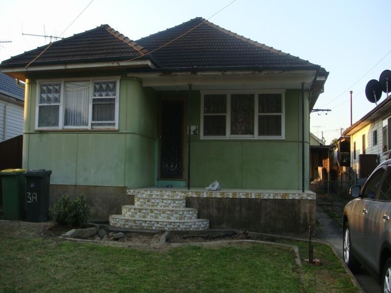 38 Wentworth Ave, Yennora NSW 2161