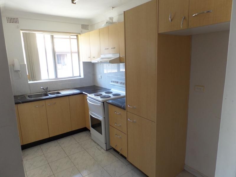 KENYON STREET, Fairfield NSW 2165