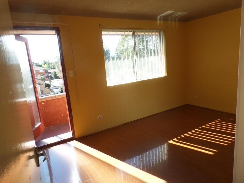 KENYON STREET, Fairfield NSW 2165