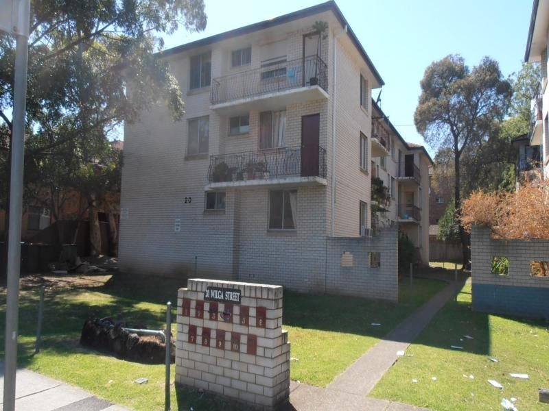 20 WILGA ST, Fairfield NSW 2165