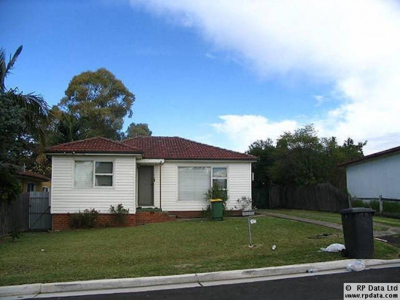 1 Lawford Street, Fairfield West NSW 2165