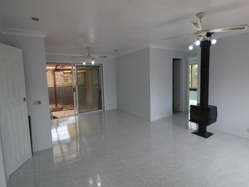 41 Borthwick St, Minto NSW 2566