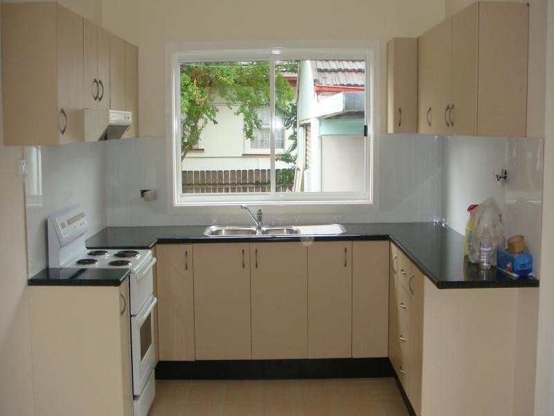 17 NORMANBY ST, Fairfield East NSW 2165