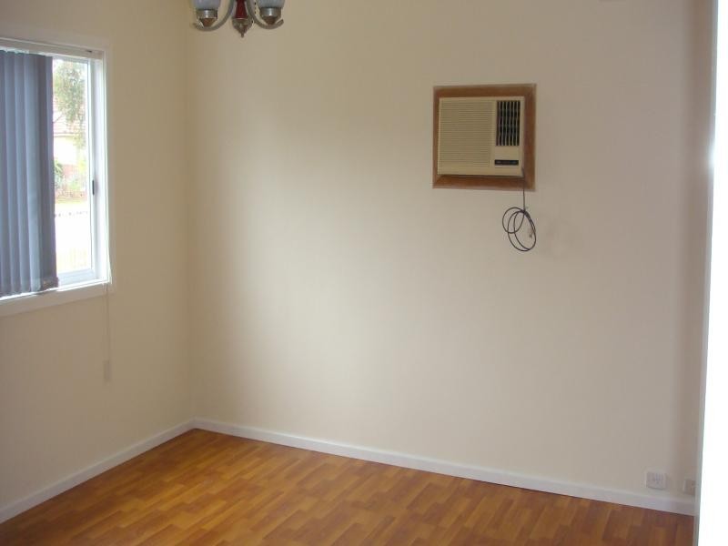 17 NORMANBY ST, Fairfield East NSW 2165