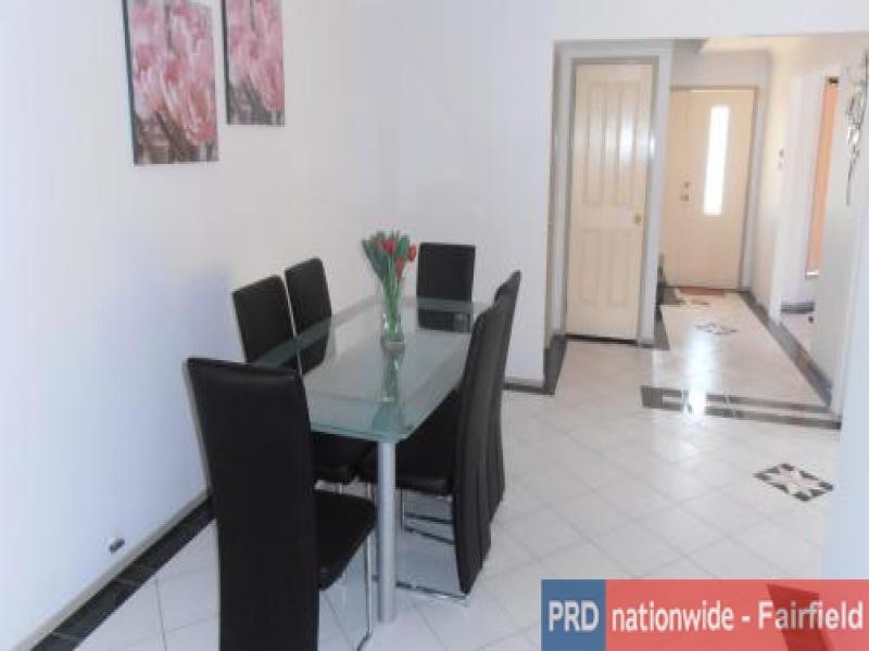 76 ATHLONE ST, Cecil Hills NSW 2171