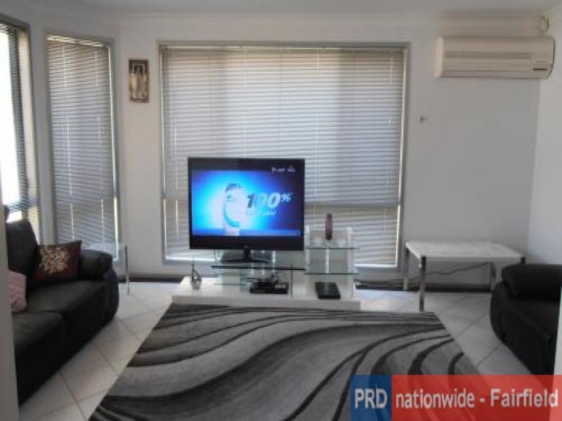 76 ATHLONE ST, Cecil Hills NSW 2171