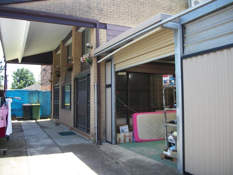 2/7 Handson, Fairfield East NSW 2165