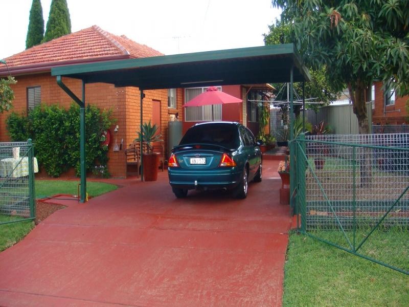 5 HAMERSLEY ST, Fairfield West NSW 2165