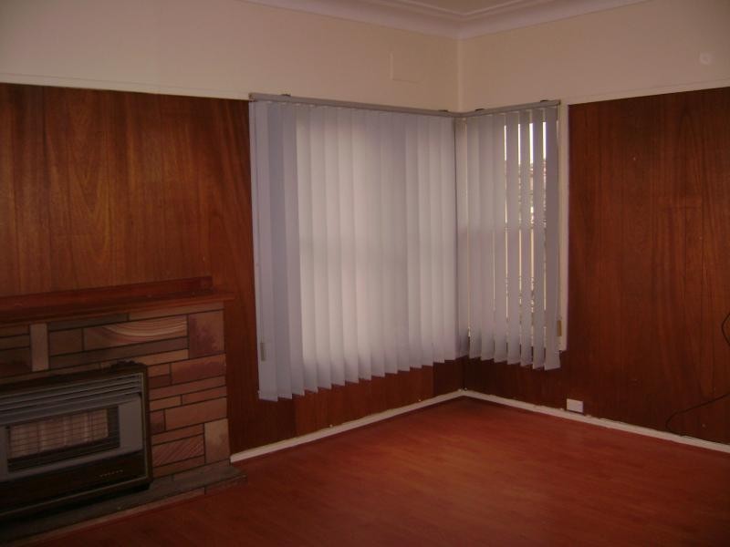 6 Cunninghame Street, Fairfield NSW 2165