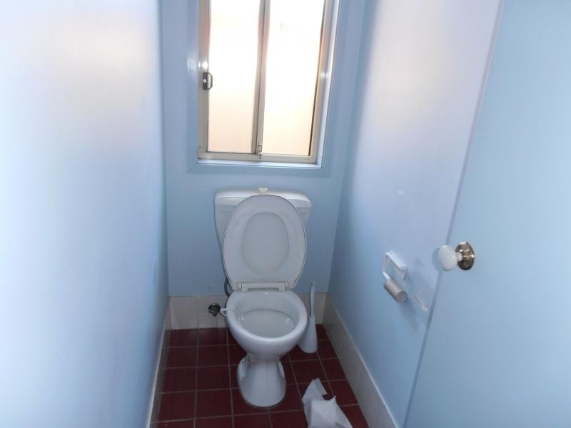 21 LISMORE, Hoxton Park NSW 2171