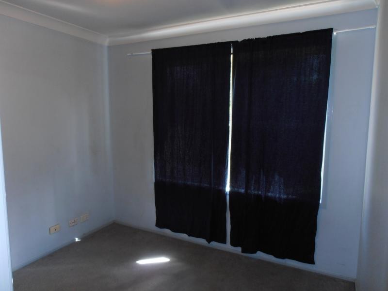 21 LISMORE, Hoxton Park NSW 2171