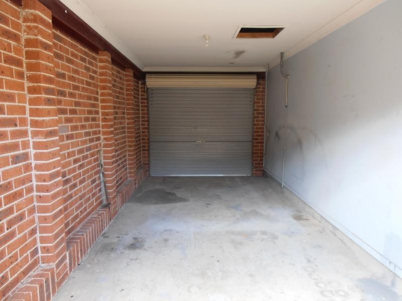 21 LISMORE, Hoxton Park NSW 2171