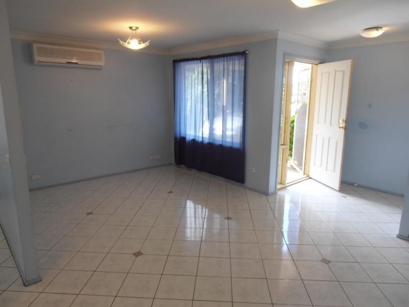 21 LISMORE, Hoxton Park NSW 2171