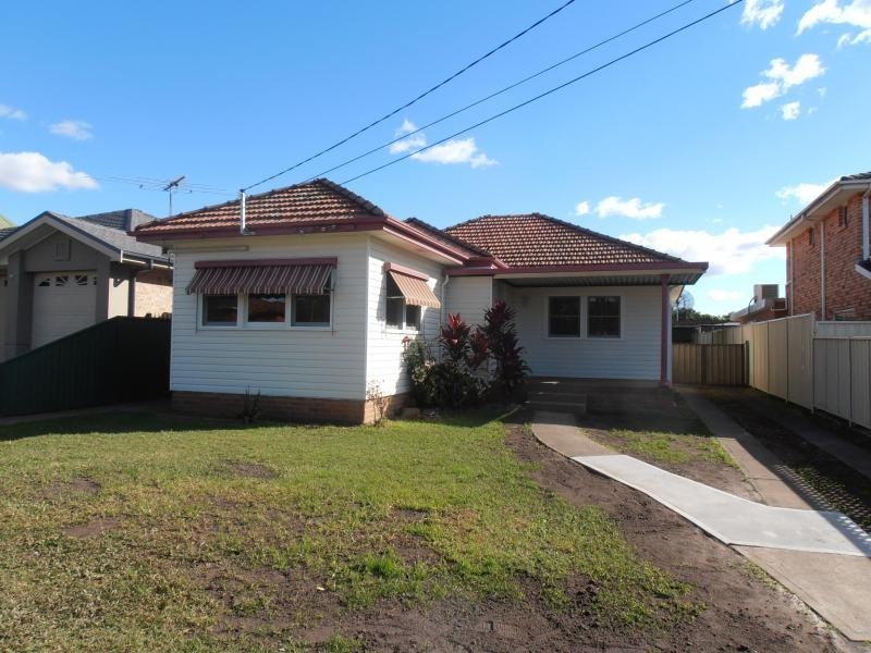 79 Marlbourough St, Smithfield NSW 2164