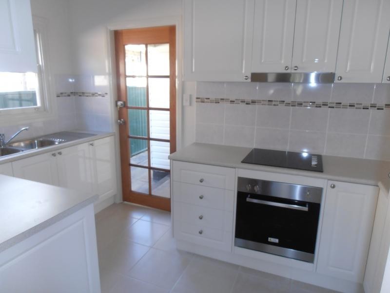 79 Marlbourough St, Smithfield NSW 2164