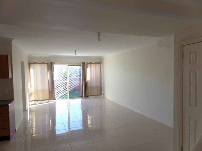 HARDY STREET, Fairfield NSW 2165