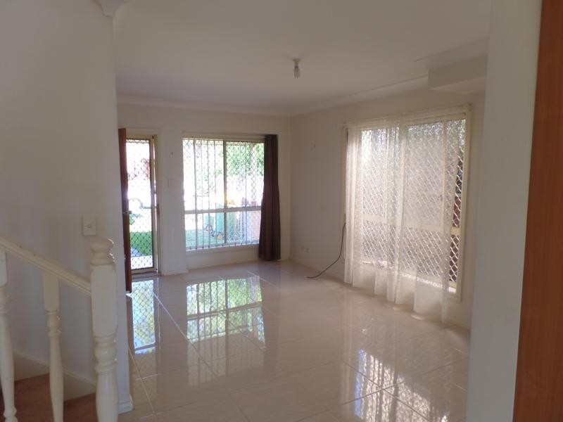 HARDY STREET, Fairfield NSW 2165