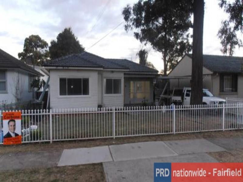 Fairfield West NSW 2165