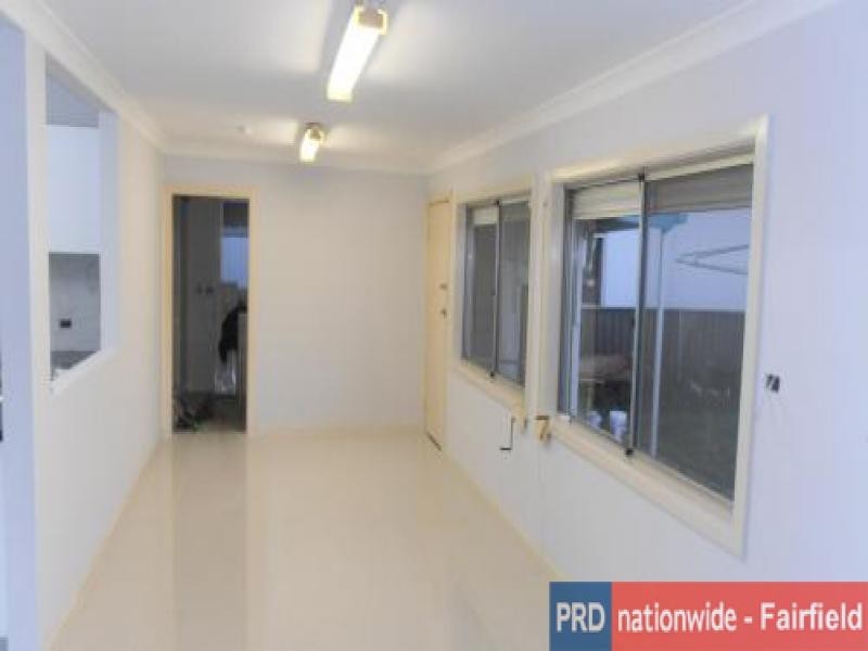 Fairfield West NSW 2165